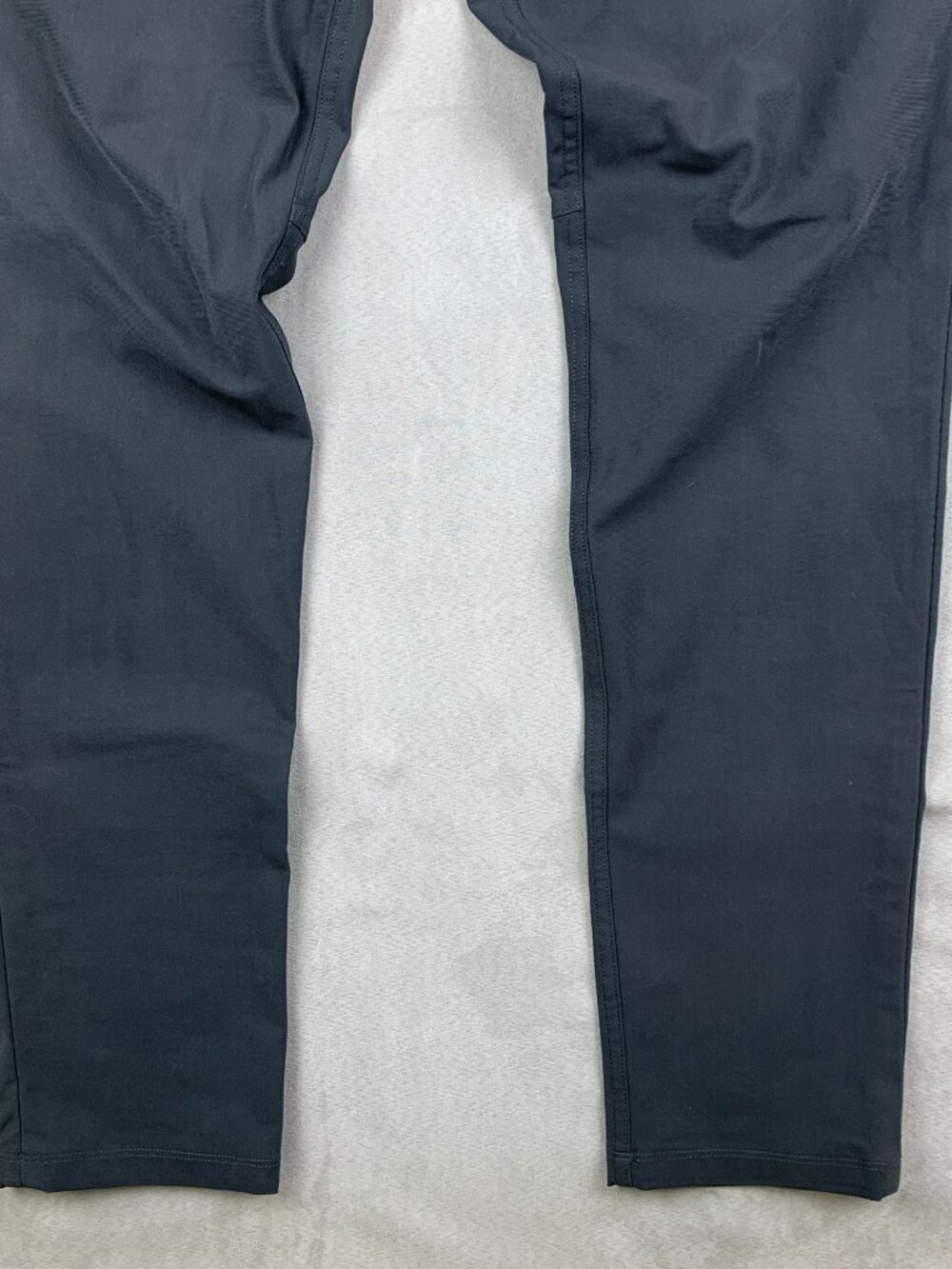 Lululemon Mens 34 Gray Chino ABC Pant Skinny Warpstreme Tapered M5593S 34x32 - Picture 3 of 10